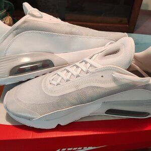 Nike Air Max 2090 (10.5) white/white wolf grey